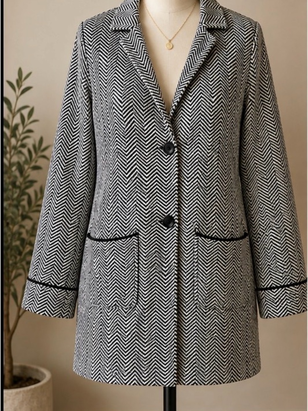 Nine West Black and White Chevron Blazer